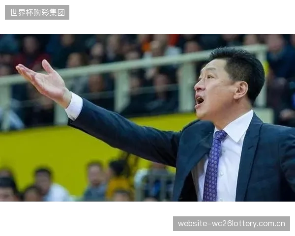 李春江打造的攻防体系见效，上海男篮时隔24年重夺常规赛冠军。
